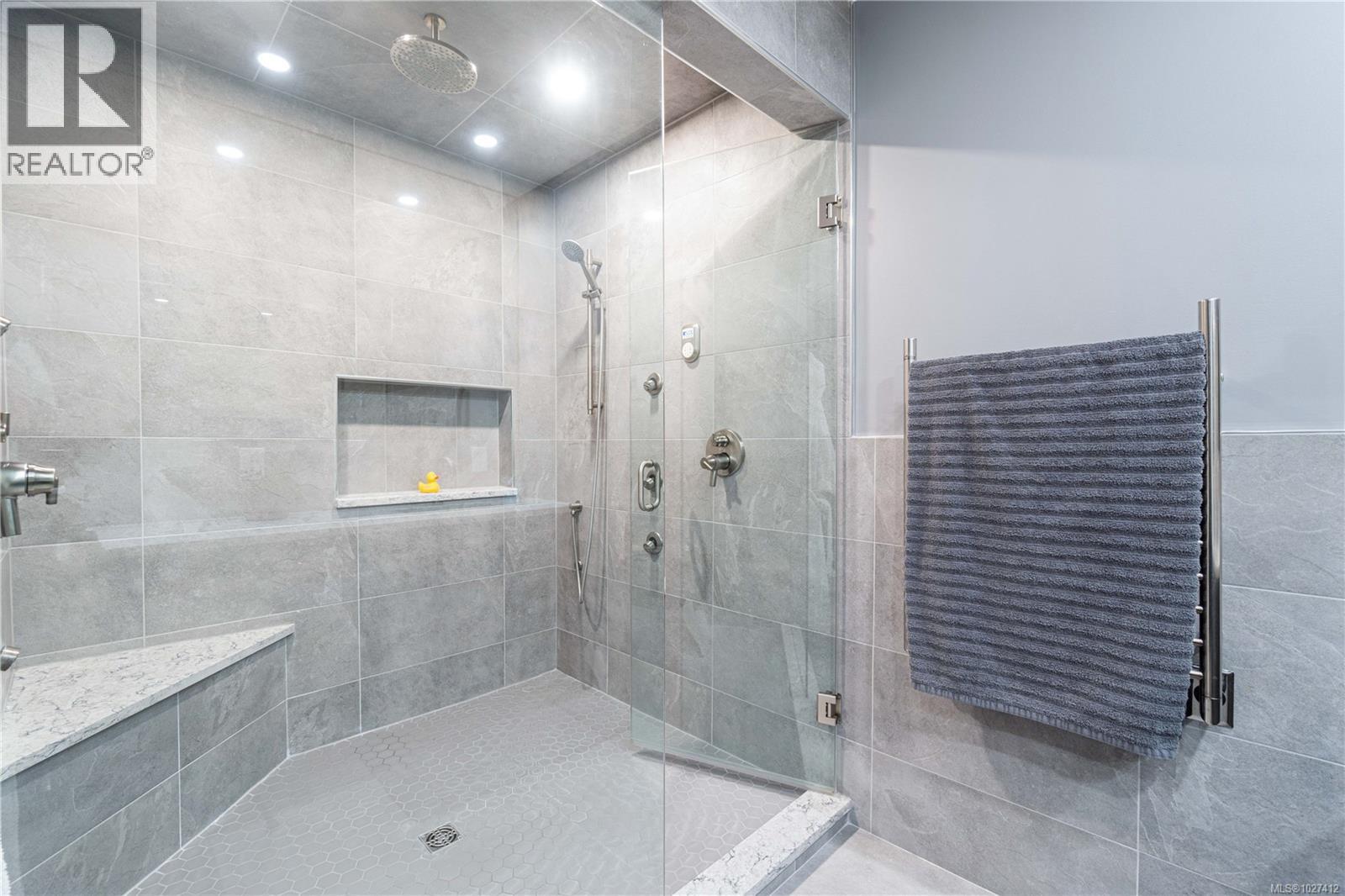 915 Rivers Edge Dr - 4