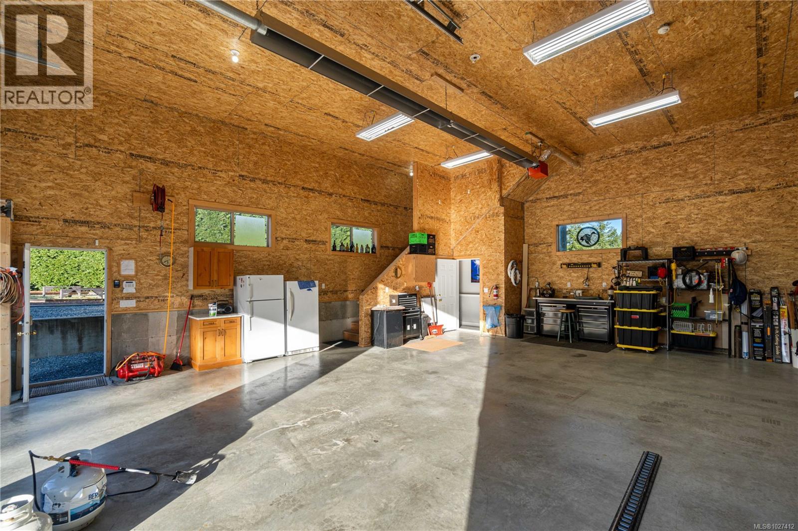 915 Rivers Edge Dr - 77
