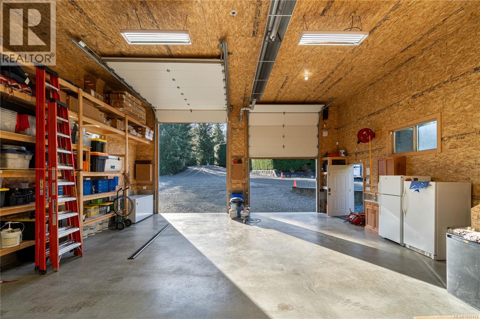 915 Rivers Edge Dr, Nanoose Bay