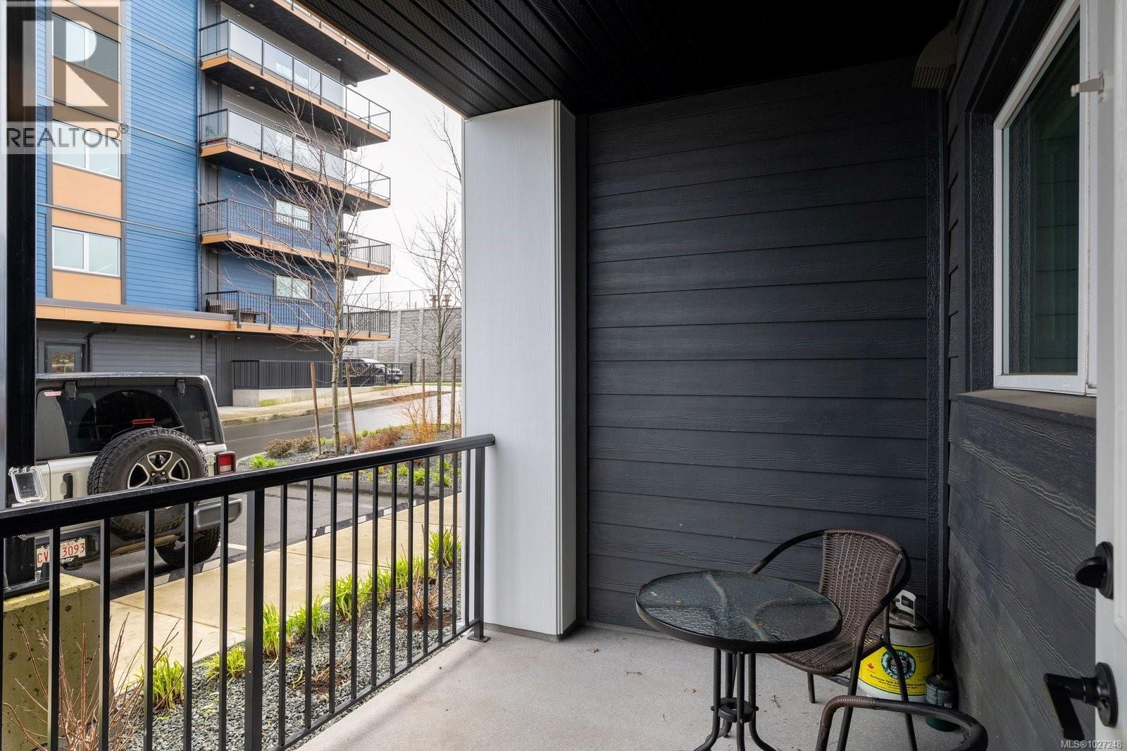 104 2461 Gateway Road, Langford