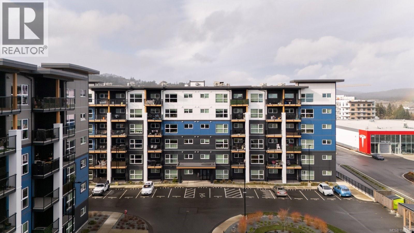 104 2461 Gateway Road, Langford