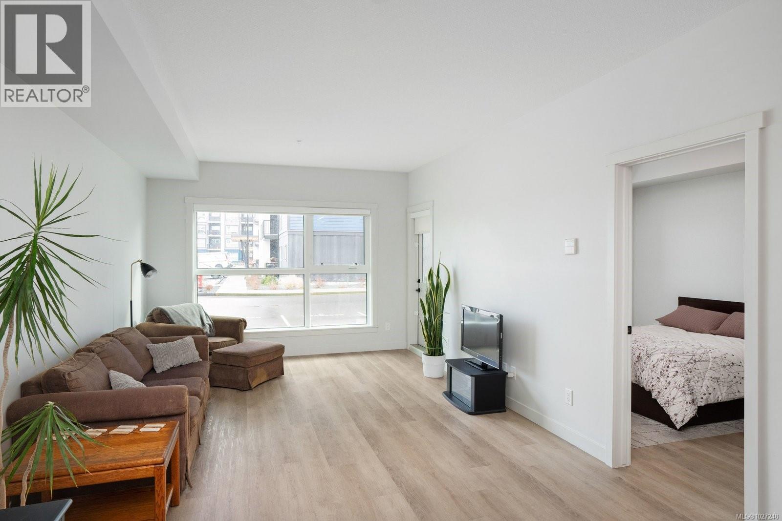 104 2461 Gateway Road, Langford