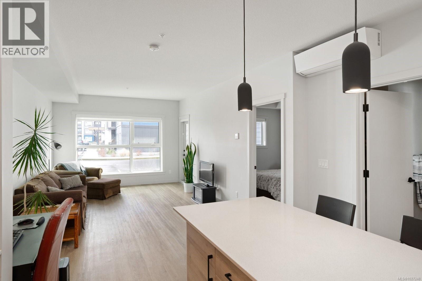 104 2461 Gateway Road, Langford