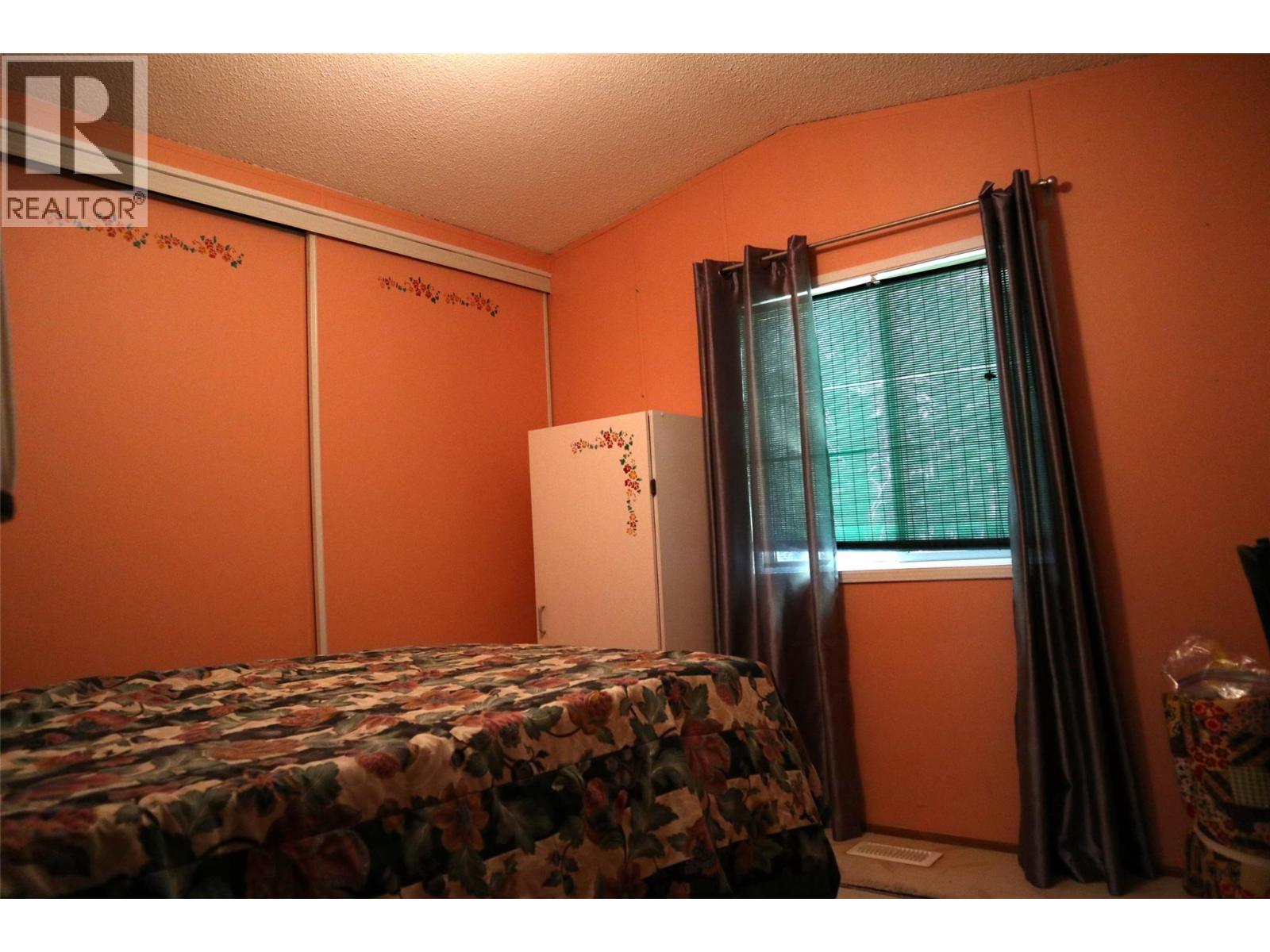 612 Fletcher Avenue, Slocan