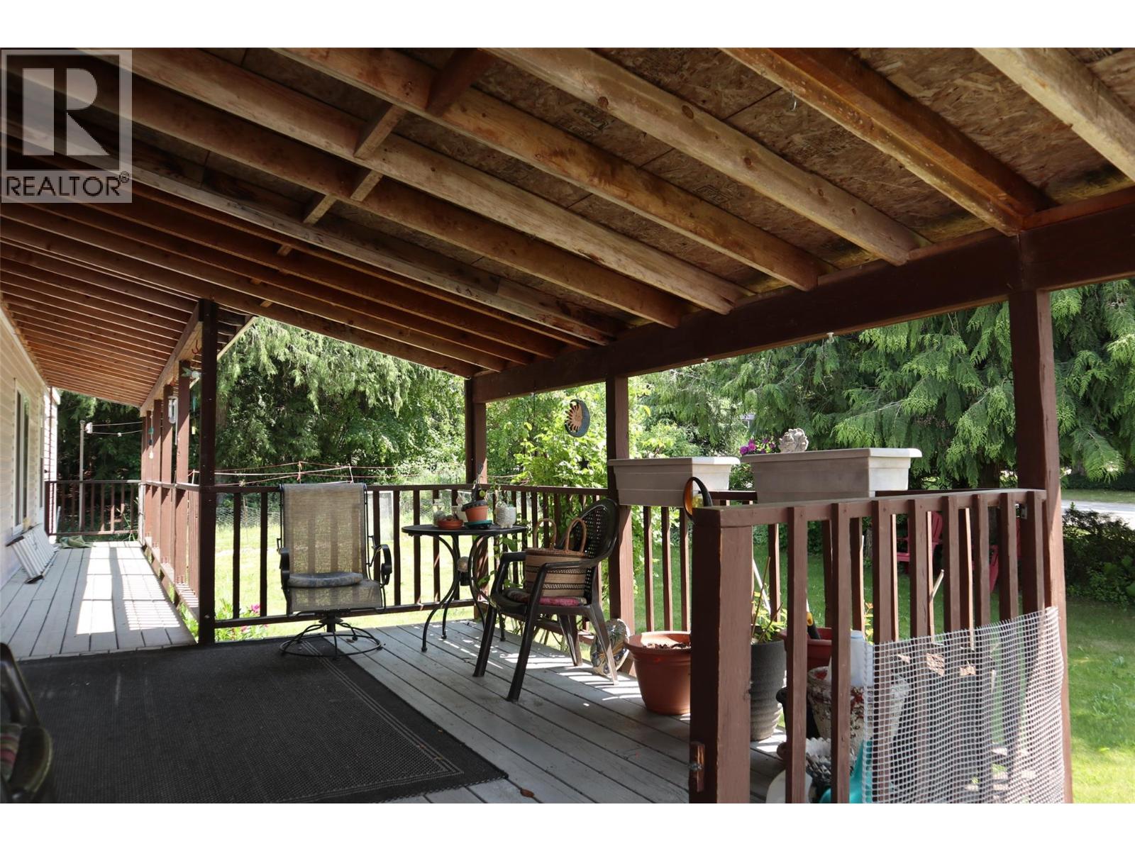 612 Fletcher Avenue, Slocan