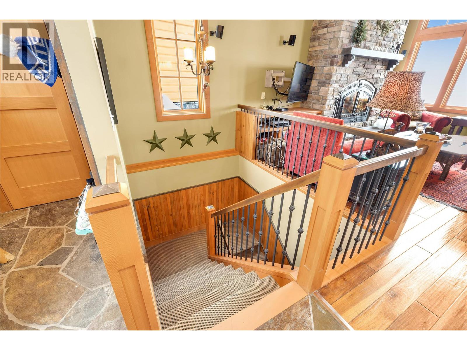 8 255 Feathertop Way, Big White