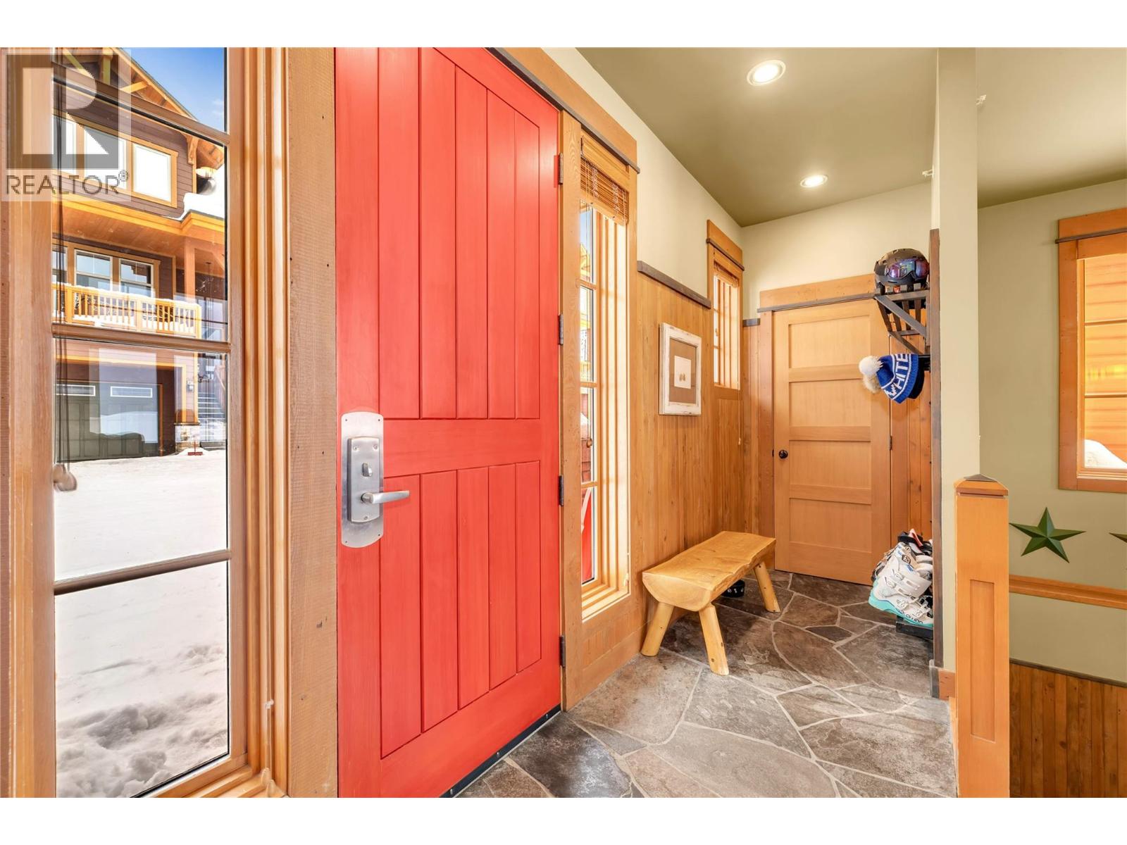 8 255 Feathertop Way, Big White