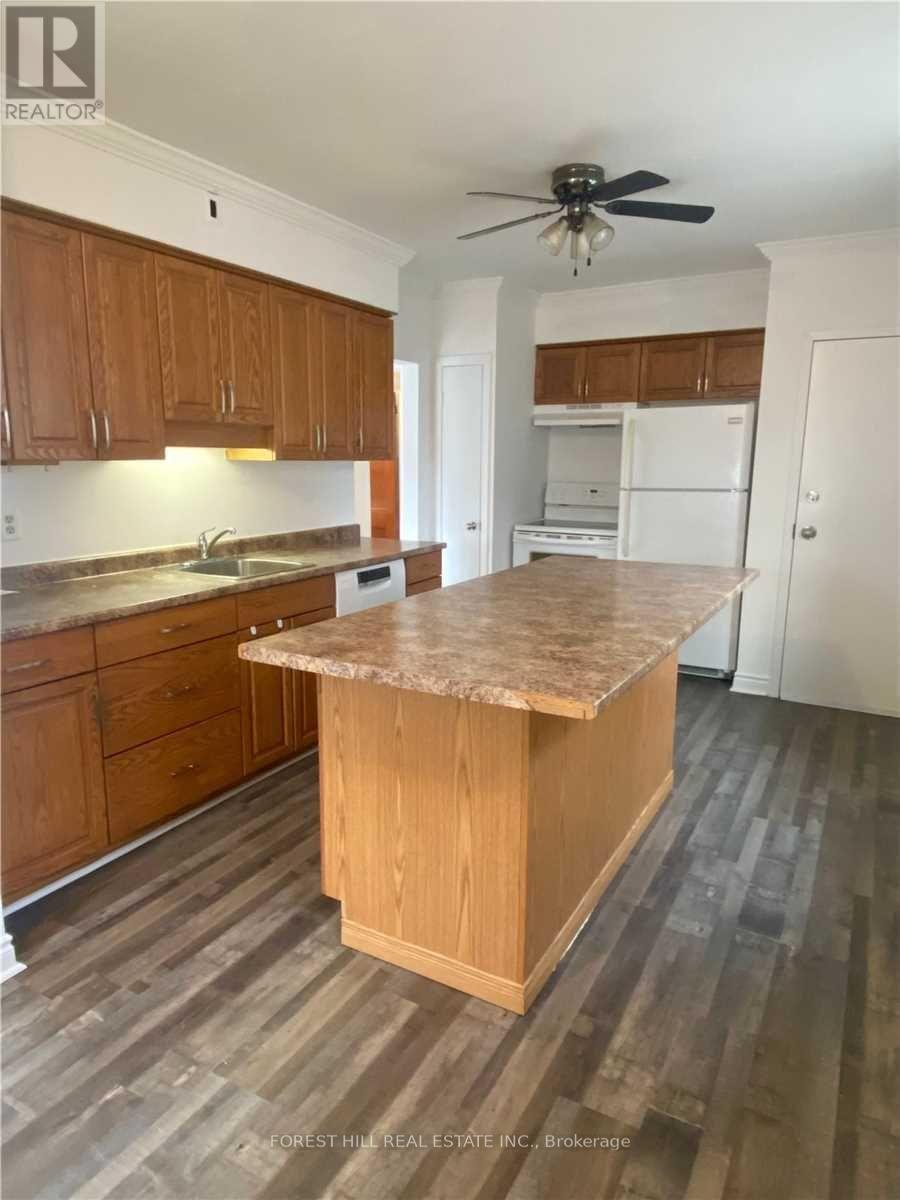 125 INNISFIL STREET - Photo 4 of 15, Barrie (Sanford), Ontario