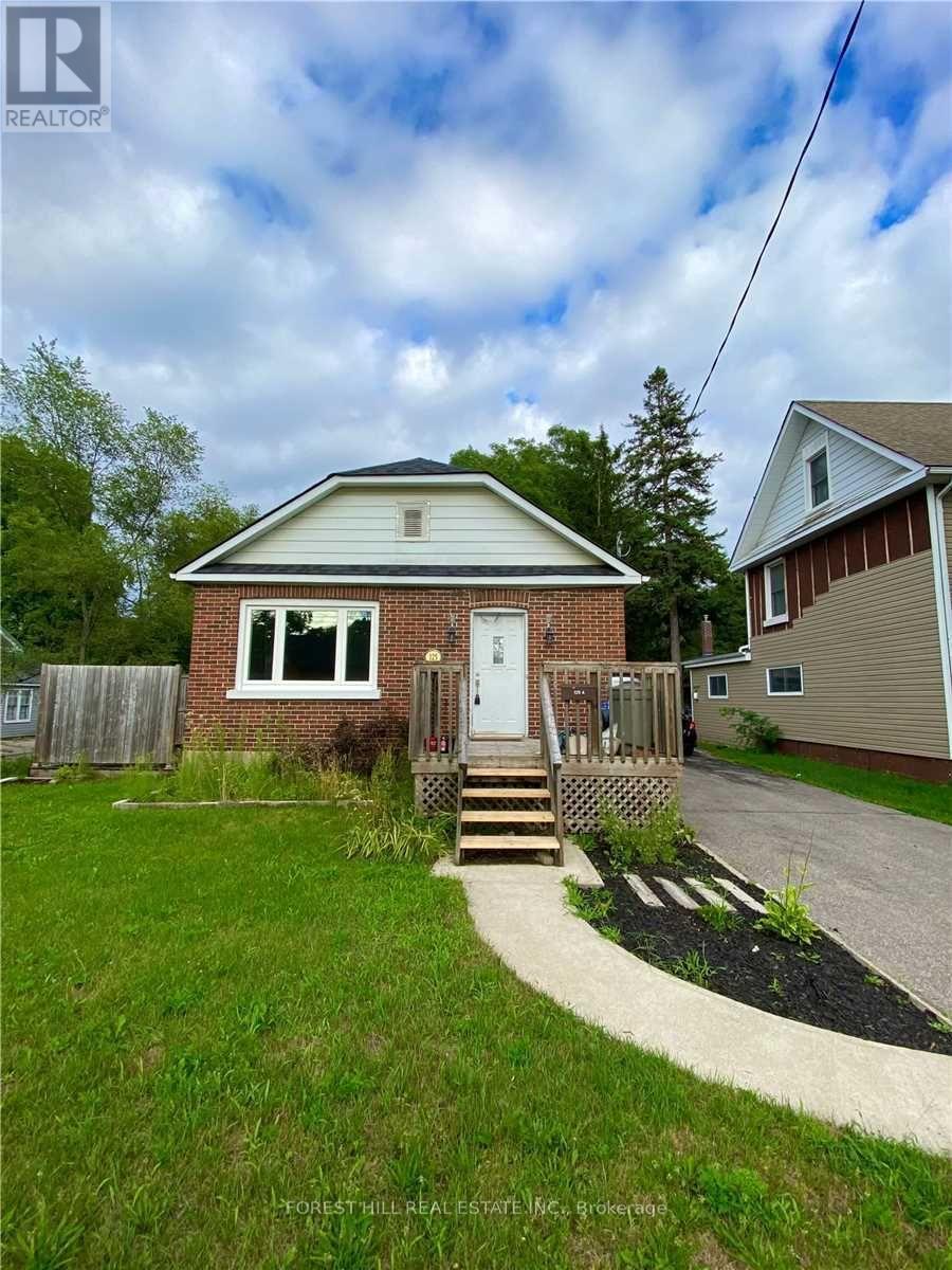 125 INNISFIL STREET - Photo 2 of 15, Barrie (Sanford), Ontario