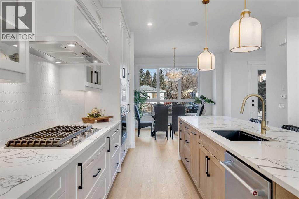 Single Family House for Sale in   Avenue NW Montgomery Calgary 