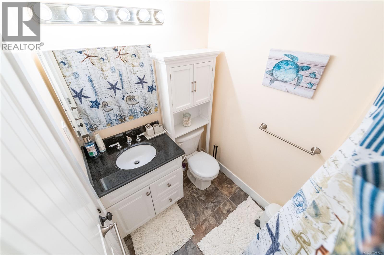 110 1600 Dufferin Cres, Nanaimo