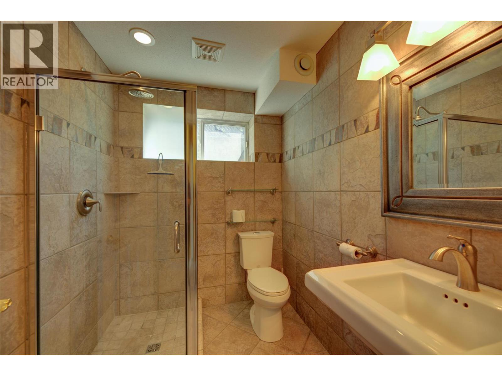 1870 Bayview Court - 32