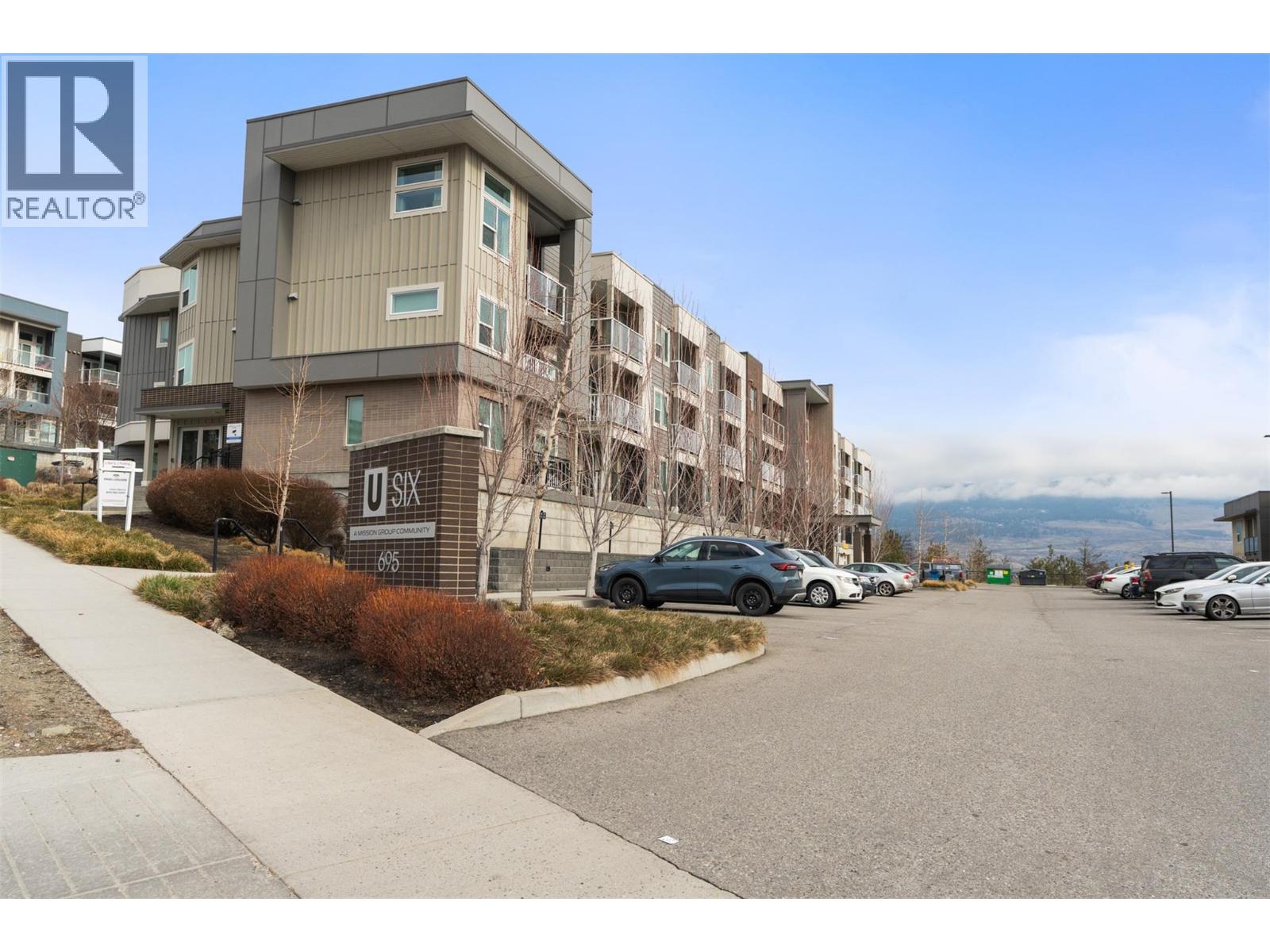 #122 695 Academy Way - 30