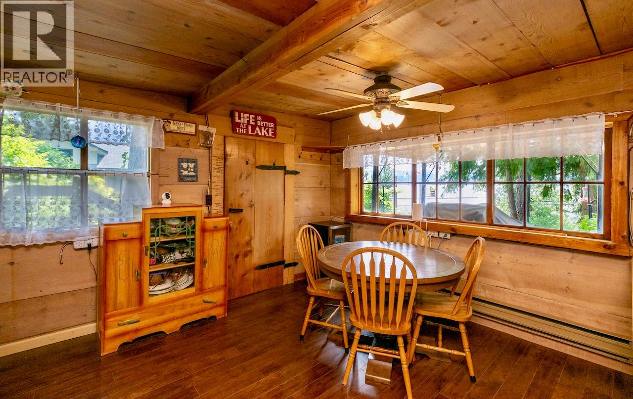 2989 Squilax-Anglemont Road, Lee Creek