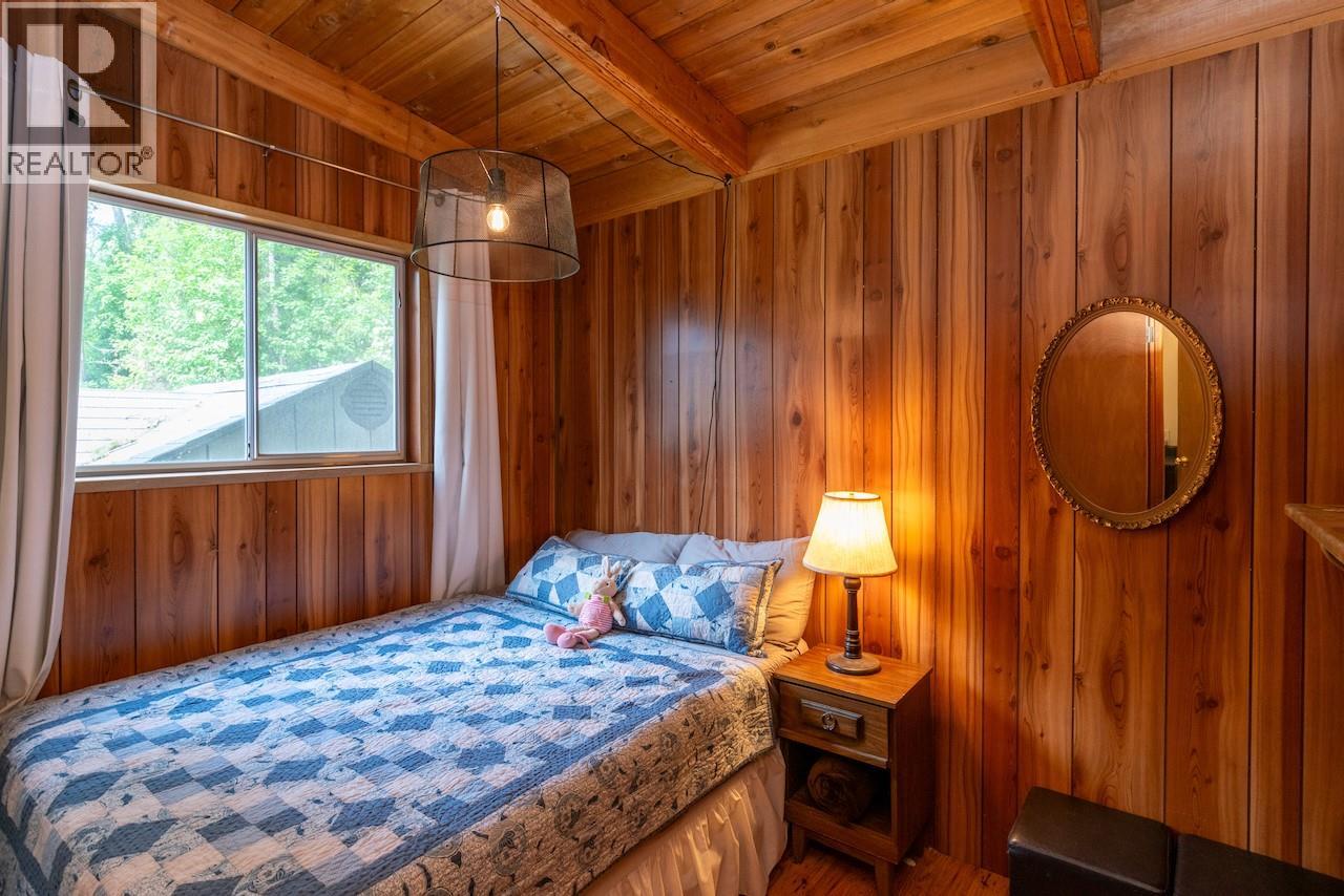 2989 Squilax-Anglemont Road, Lee Creek