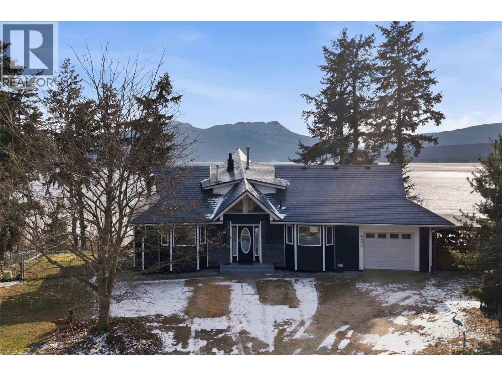  3690 Southview Road, Tappen