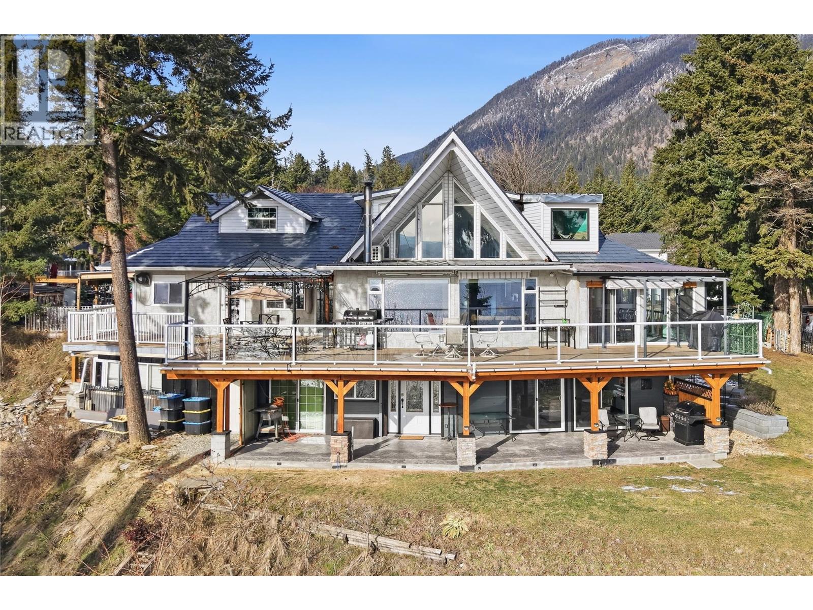 3690 Southview Road - 3