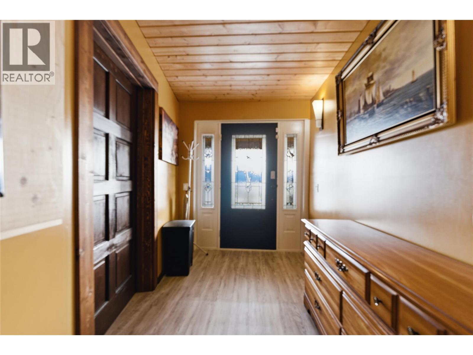  3690 Southview Road, Tappen