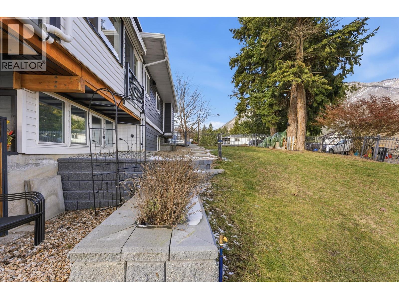  3690 Southview Road, Tappen