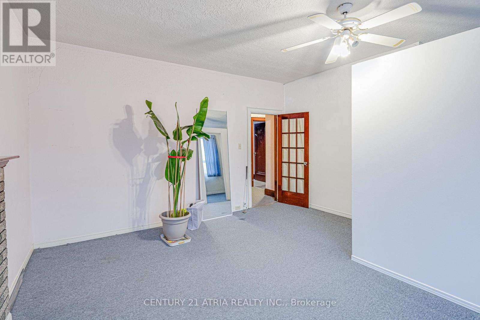 1564 DANFORTH AVENUE - 3