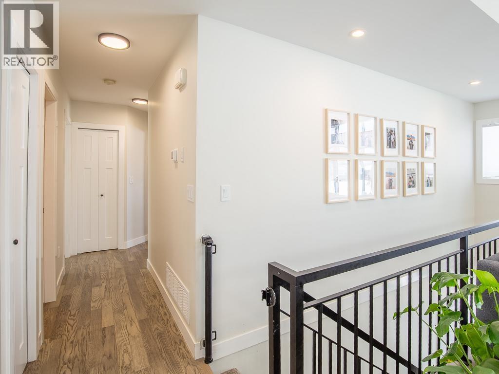 3057 MEADOW Place, Smithers