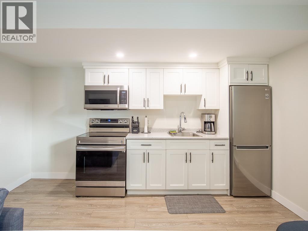 3057 MEADOW Place, Smithers