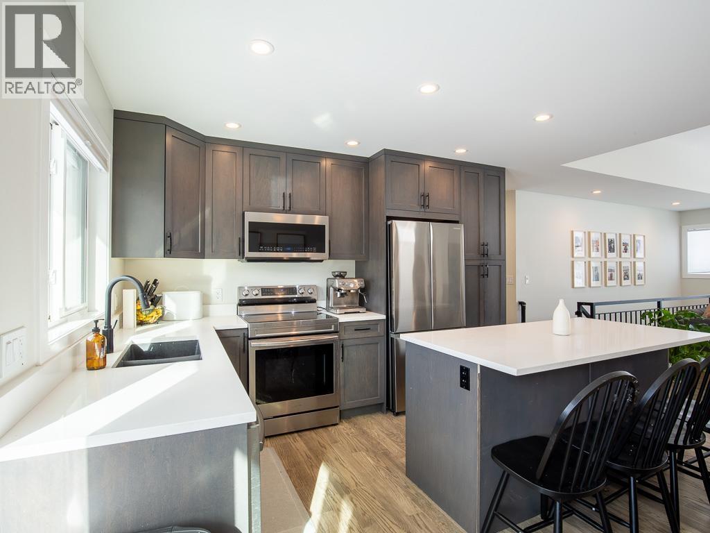 3057 MEADOW Place, Smithers