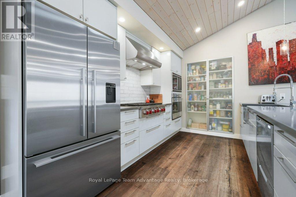 34 BEECHWOOD LANE - 17