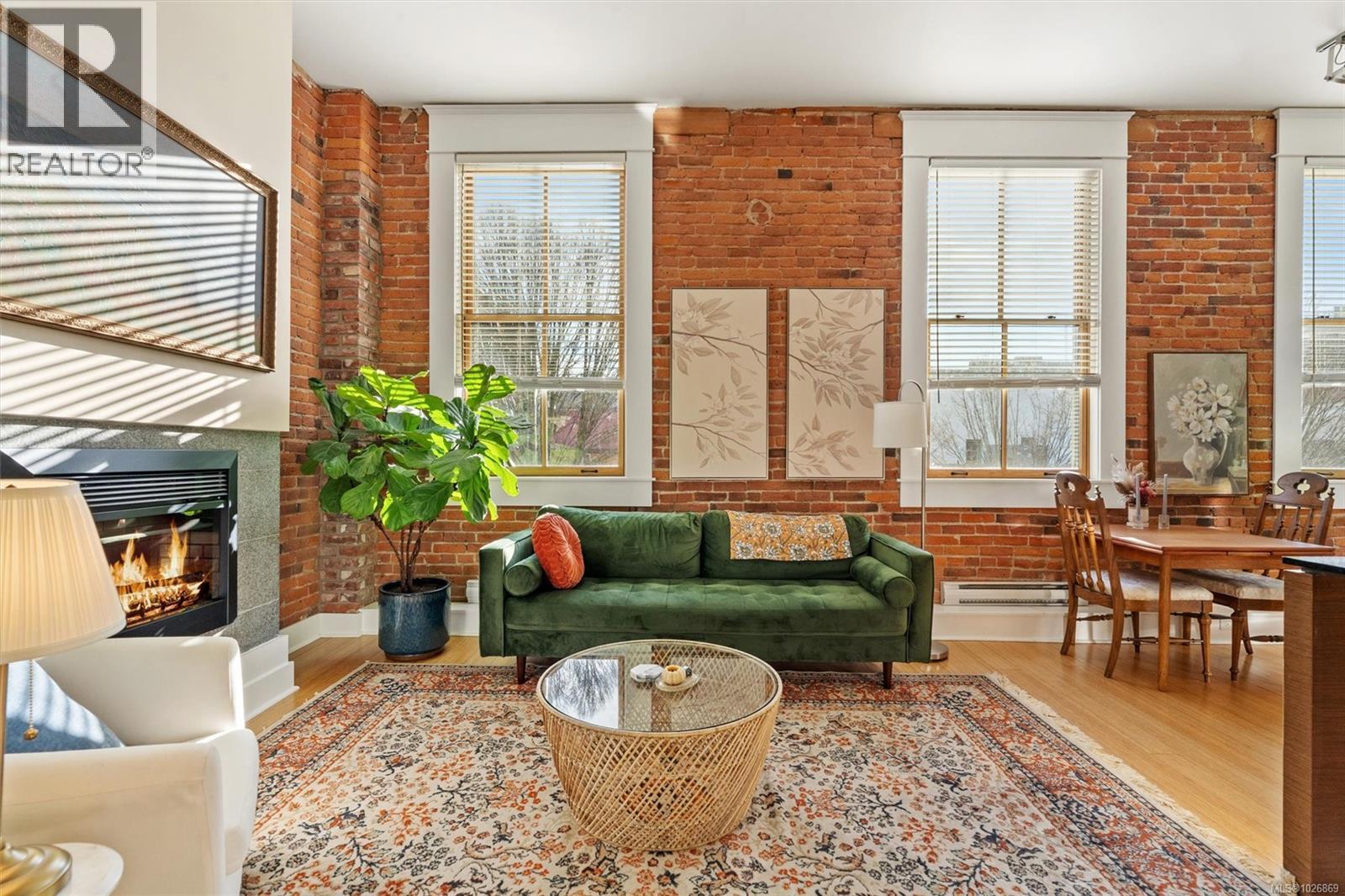 204 610 Johnson Street, Victoria