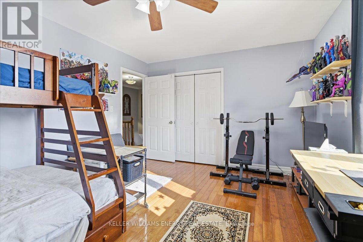 14 CHRISTIE CRESCENT — photo 22