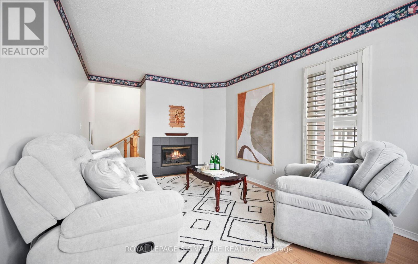 3 LANCEWOOD CRESCENT - 24