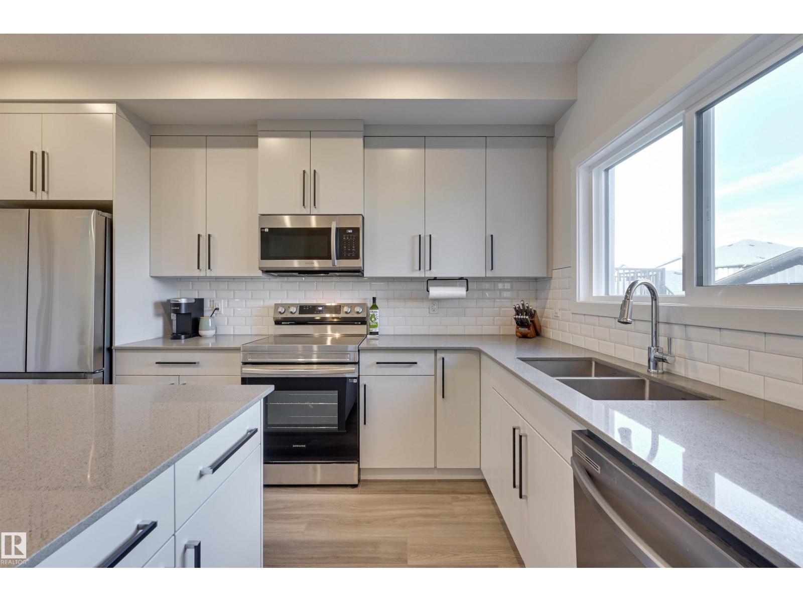 
          163 CANTER WD
            <br/>
            <span>Sherwood Park</span>
            , 
            <span>AB</span>
             <span>T8H2Z4</span>
         - Photo 12