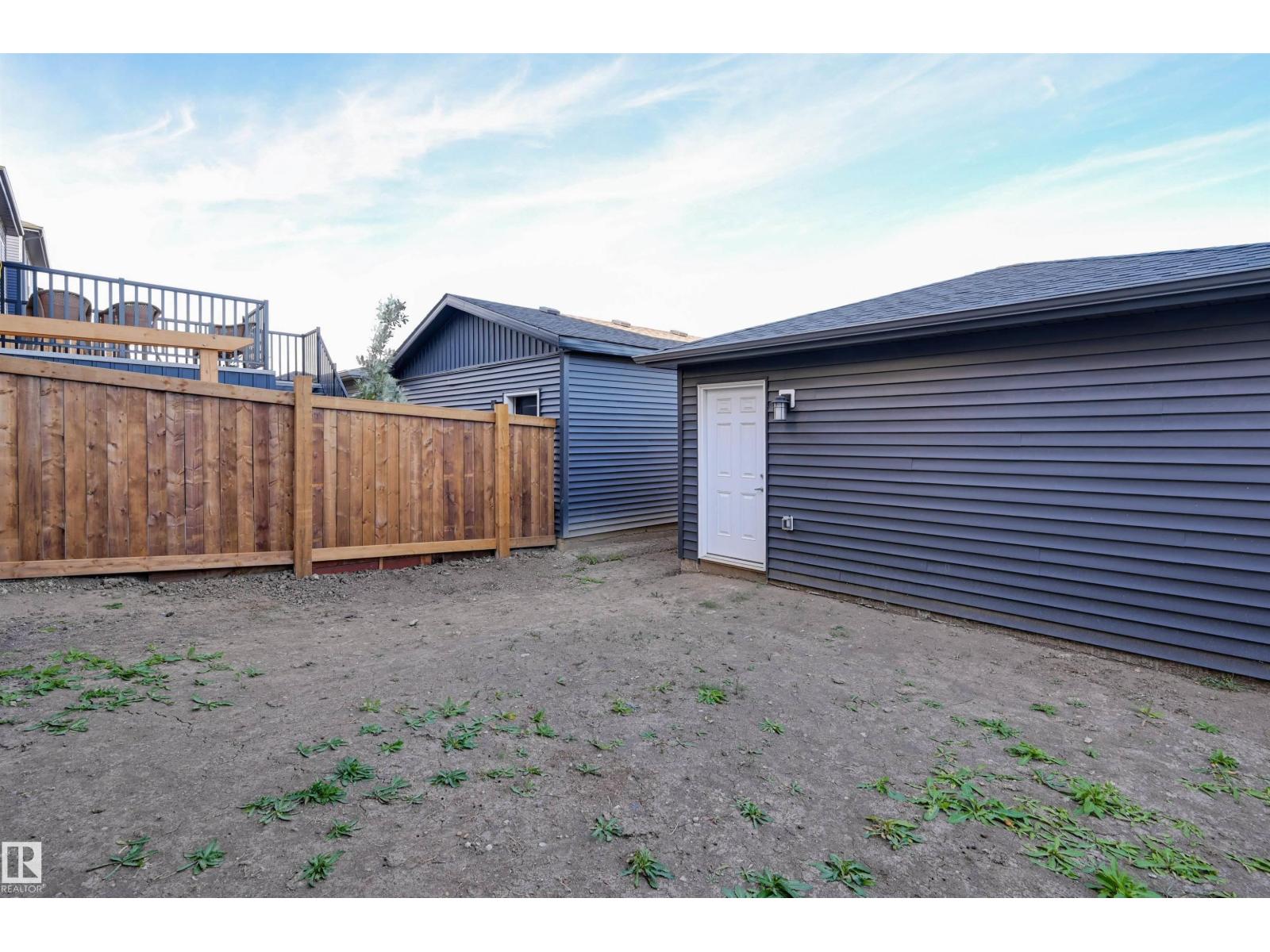 
          163 CANTER WD
            <br/>
            <span>Sherwood Park</span>
            , 
            <span>AB</span>
             <span>T8H2Z4</span>
         - Photo 41