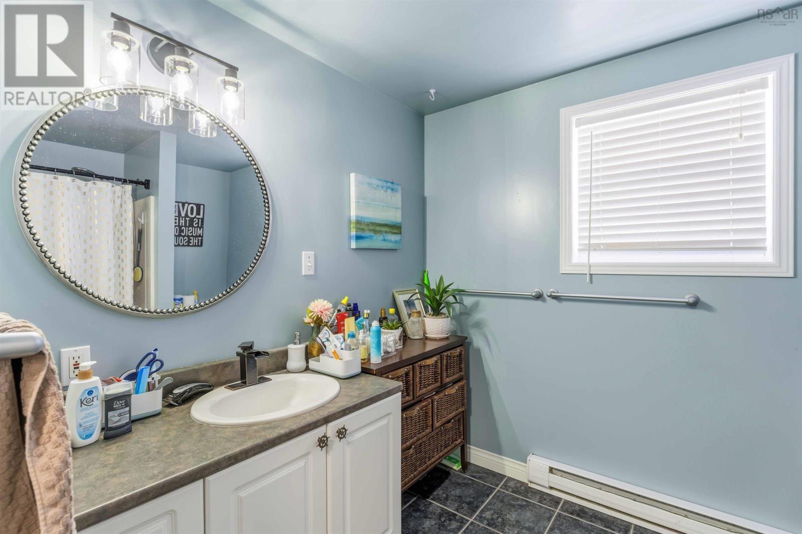 Property 21 of 49 of 300 Falmouth Back Road