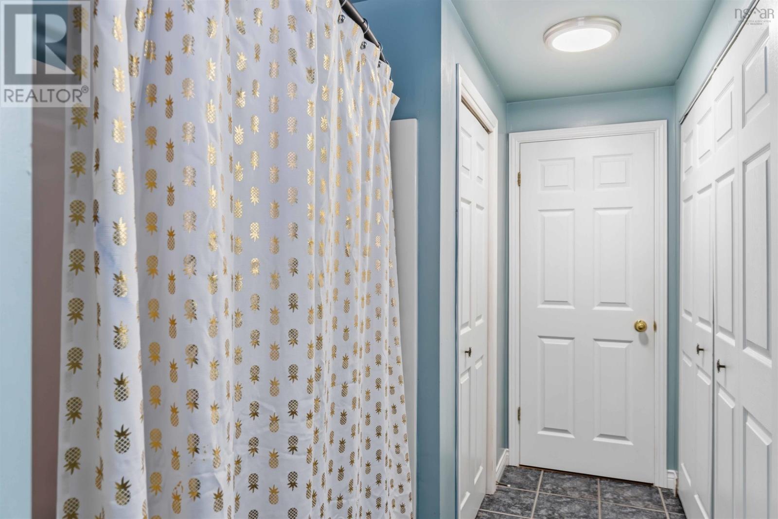 Property 23 of 49 of 300 Falmouth Back Road