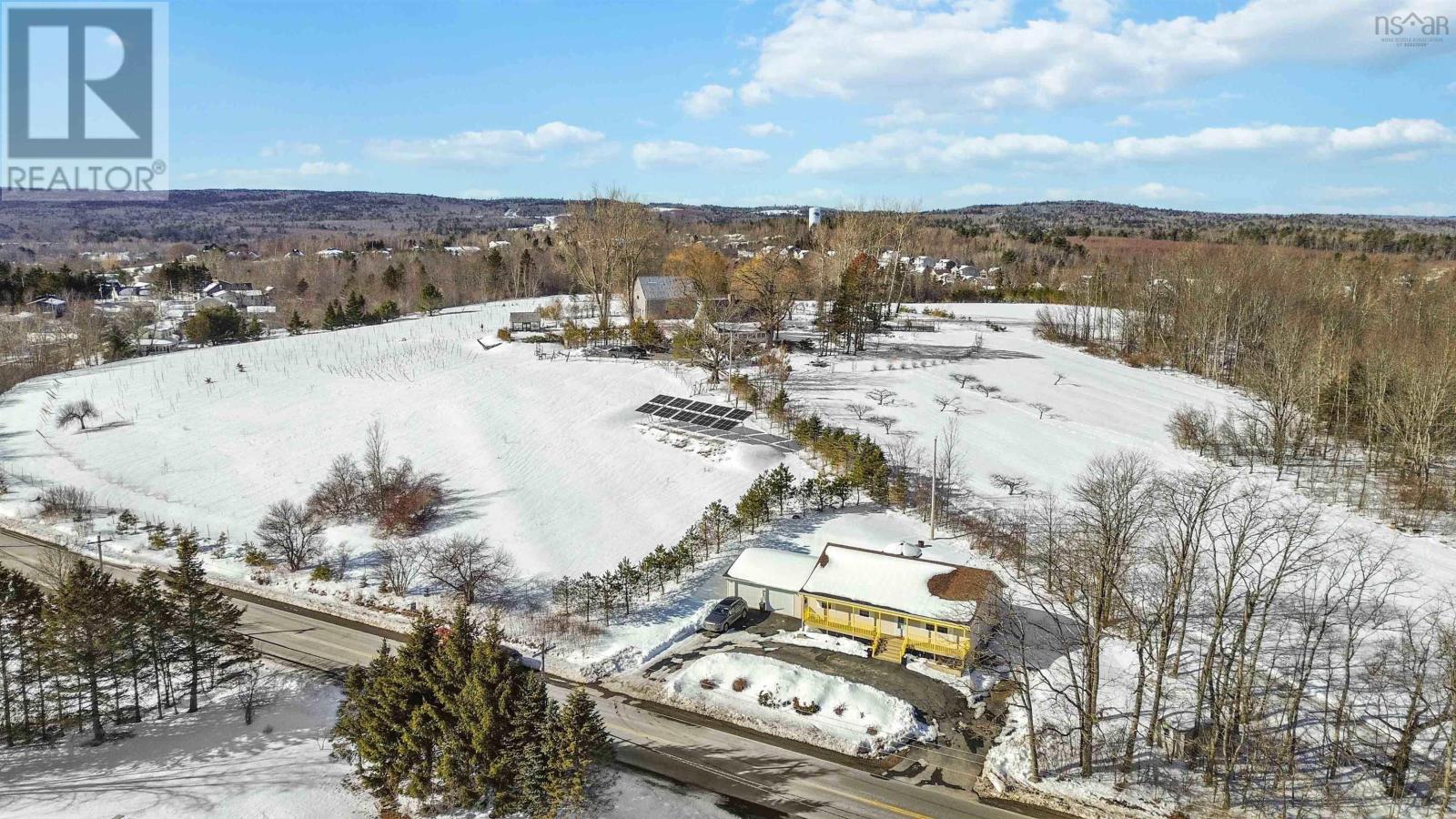 Property 37 of 49 of 300 Falmouth Back Road
