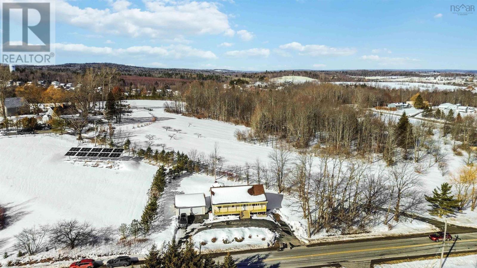 Property 38 of 49 of 300 Falmouth Back Road