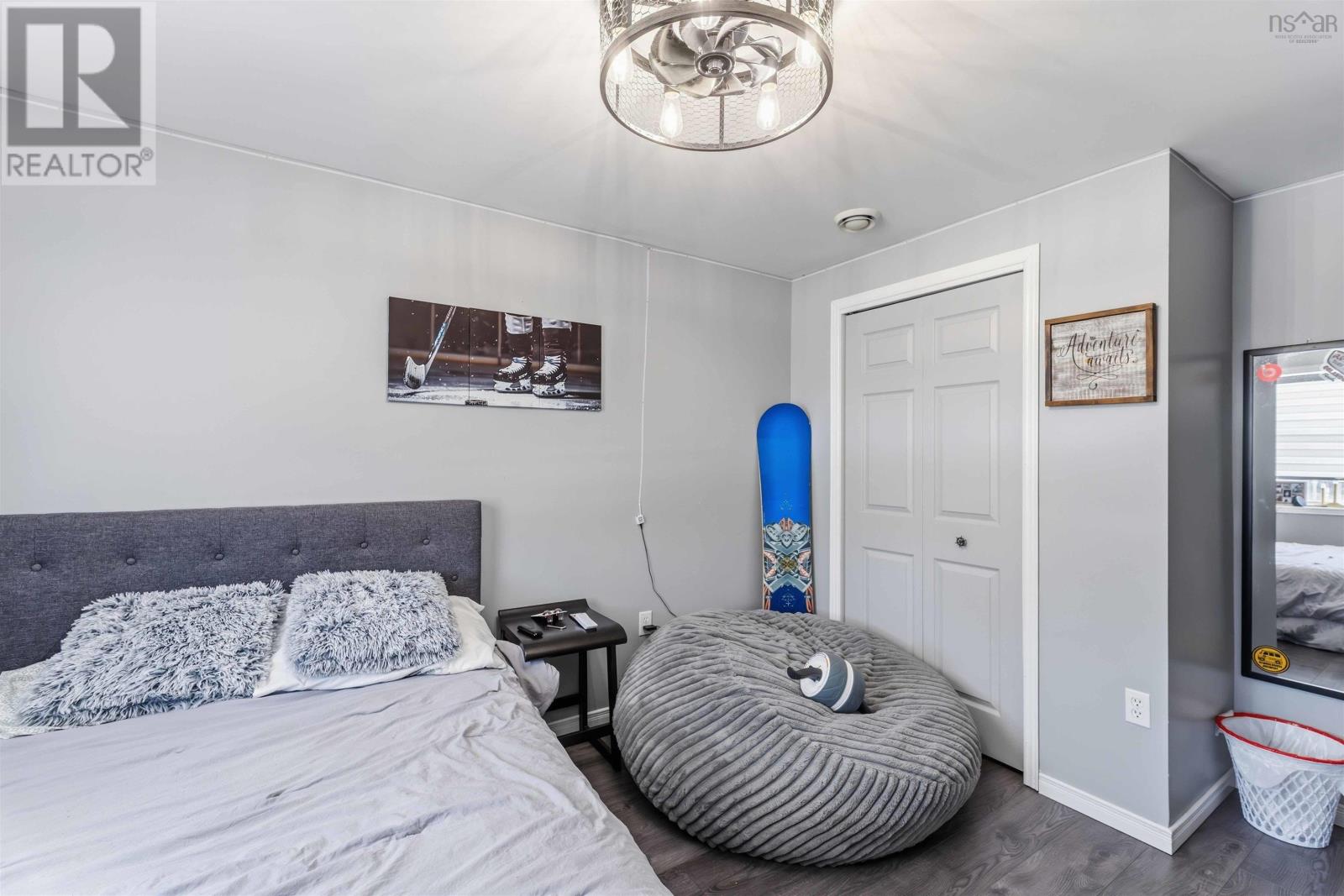 Property 17 of 49 of 300 Falmouth Back Road