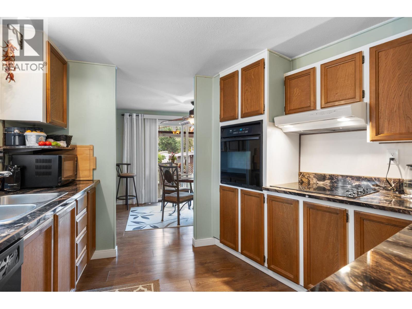 29 1929 97 Highway South, Westbank