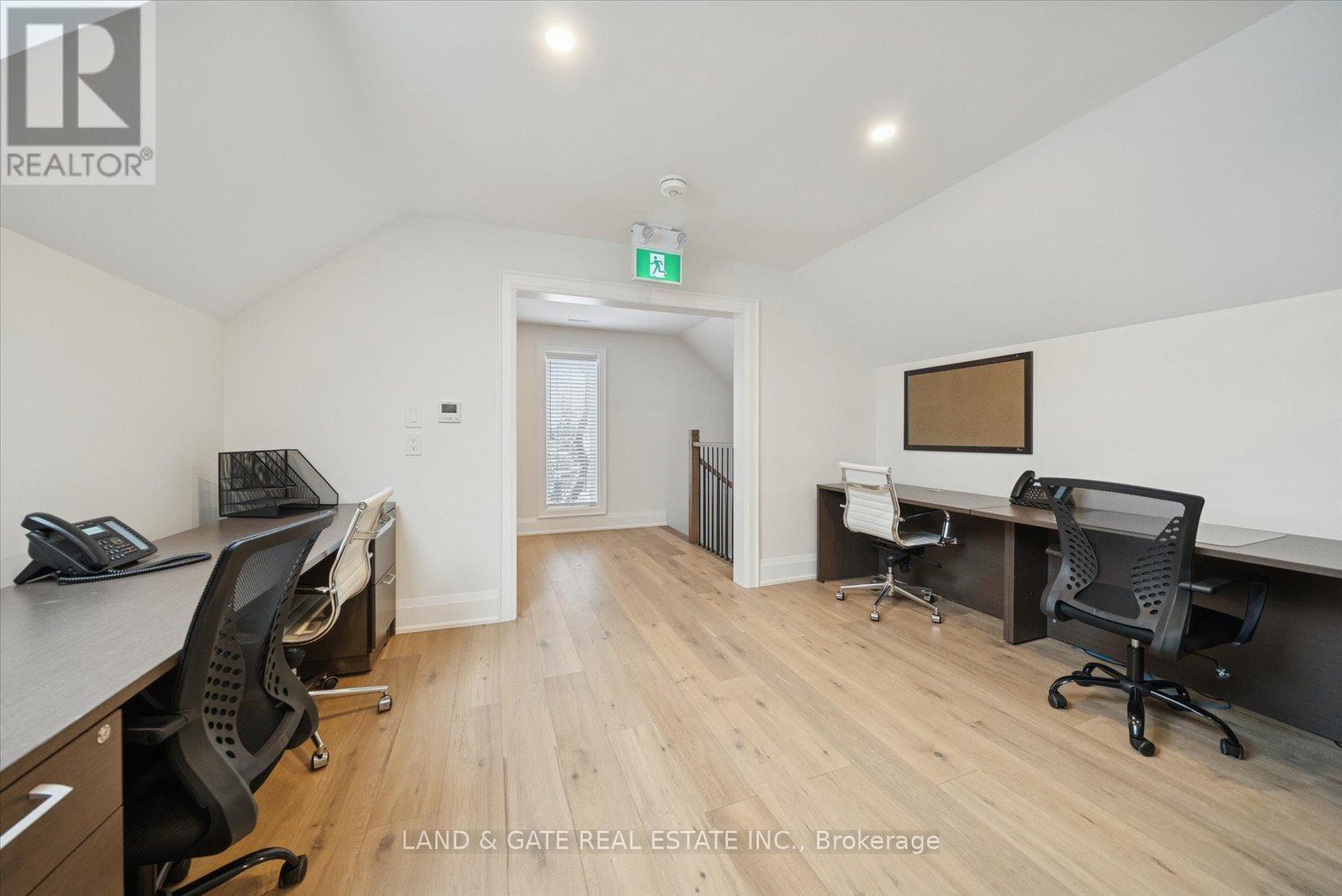 20 ELGIN STREET E, Oshawa (O'Neill), Ontario, L1G1S8 — Photo 35