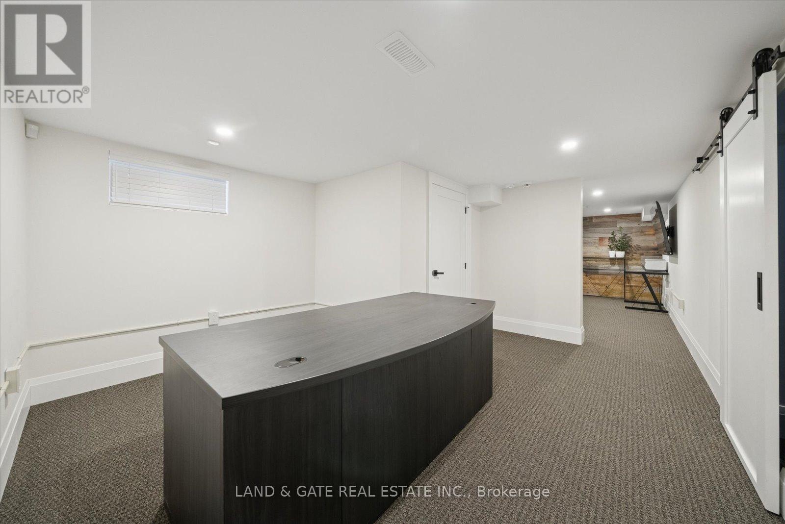 20 ELGIN STREET E, Oshawa (O'Neill), Ontario, L1G1S8 — Photo 8