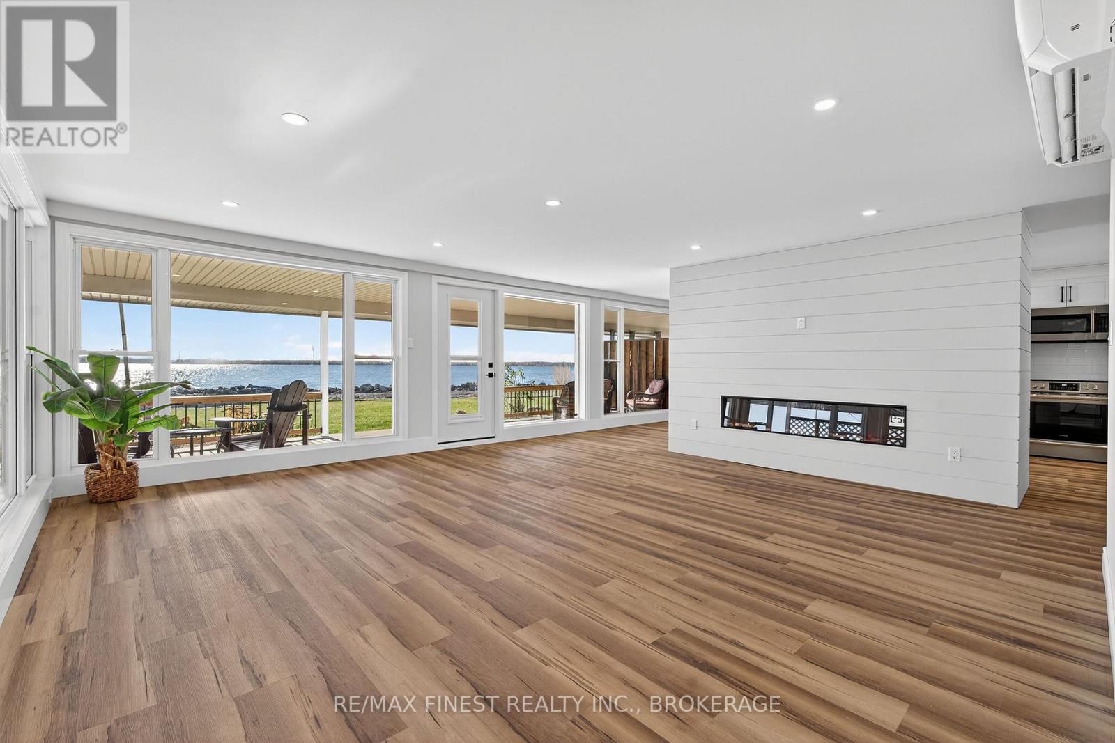 103 - 110 BAYSHORE DRIVE - Photo 5 of 37, Loyalist (Bath), Ontario