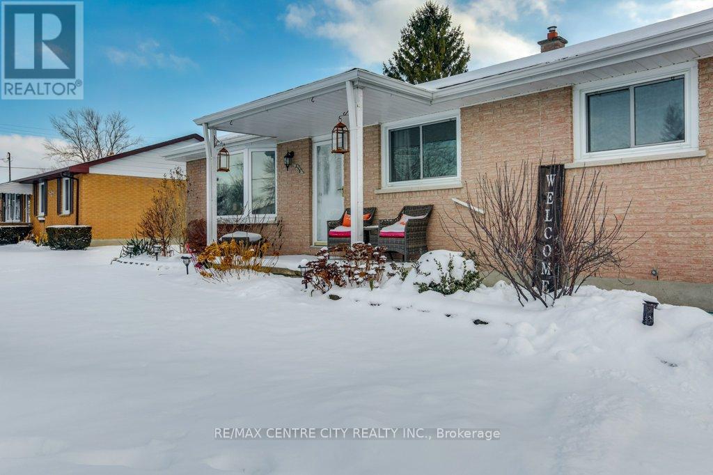 258 MARY STREET - Photo 4 of 50, Dutton/Dunwich (Dutton), Ontario