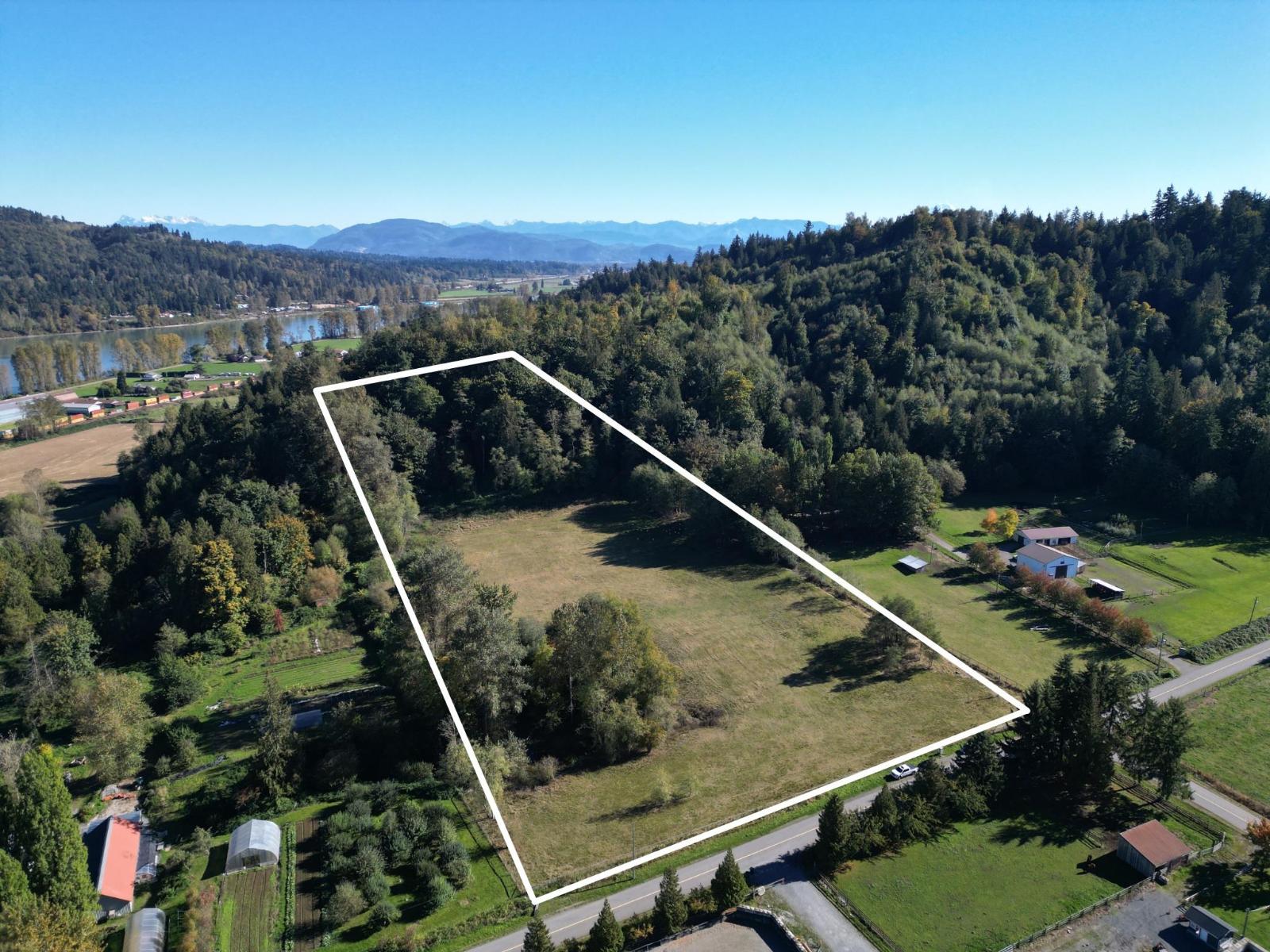 8410 BRADNER ROAD - Photo 2 of 14, Abbotsford, British Columbia