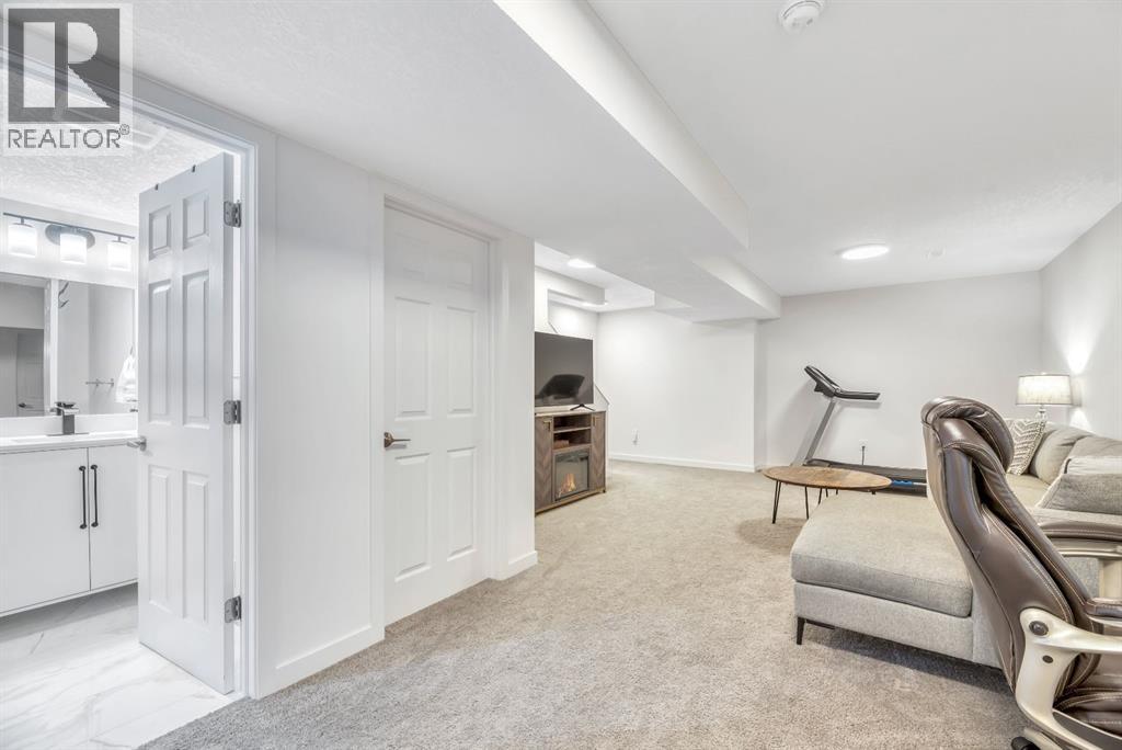 Single Family House for Sale in  Legacy Glen Place SE Legacy Calgary 