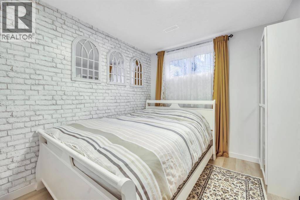 Single Family House for Sale in  Legacy Glen Place SE Legacy Calgary 