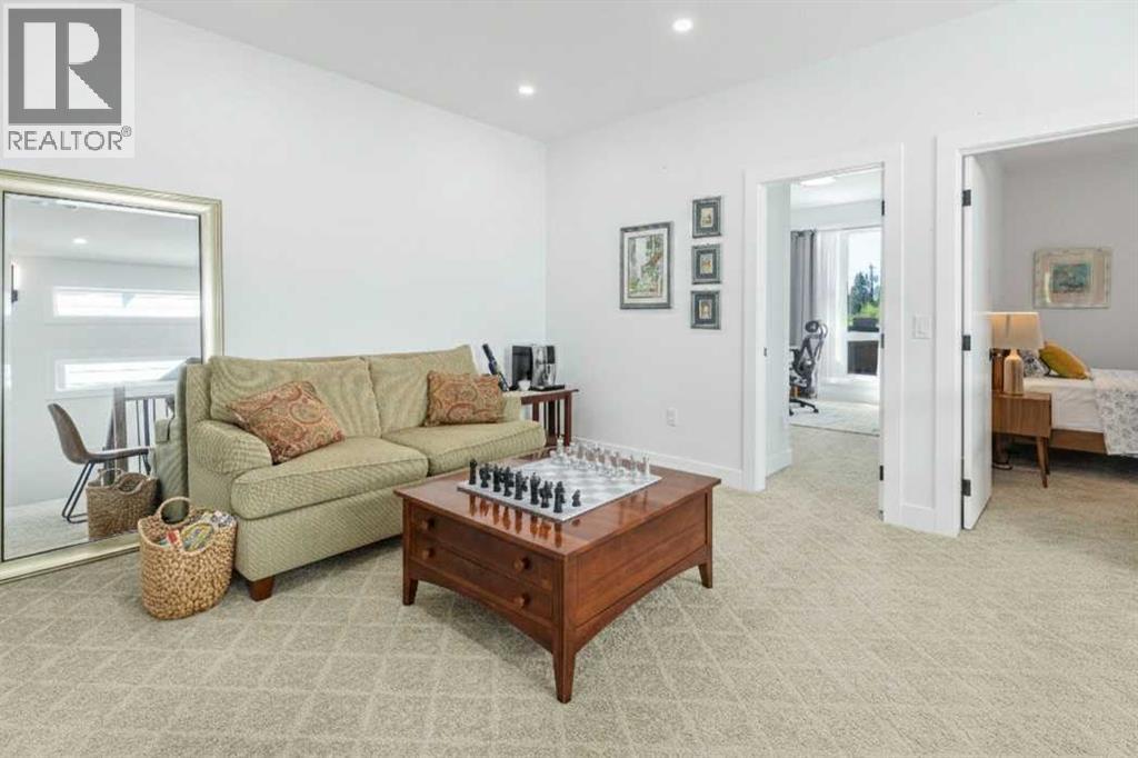 
          1932 27 Street Southwest
            <br/>
            <span>Calgary</span>
            , 
            <span>AB</span>
             <span>T3E2E5</span>
         - Photo 19