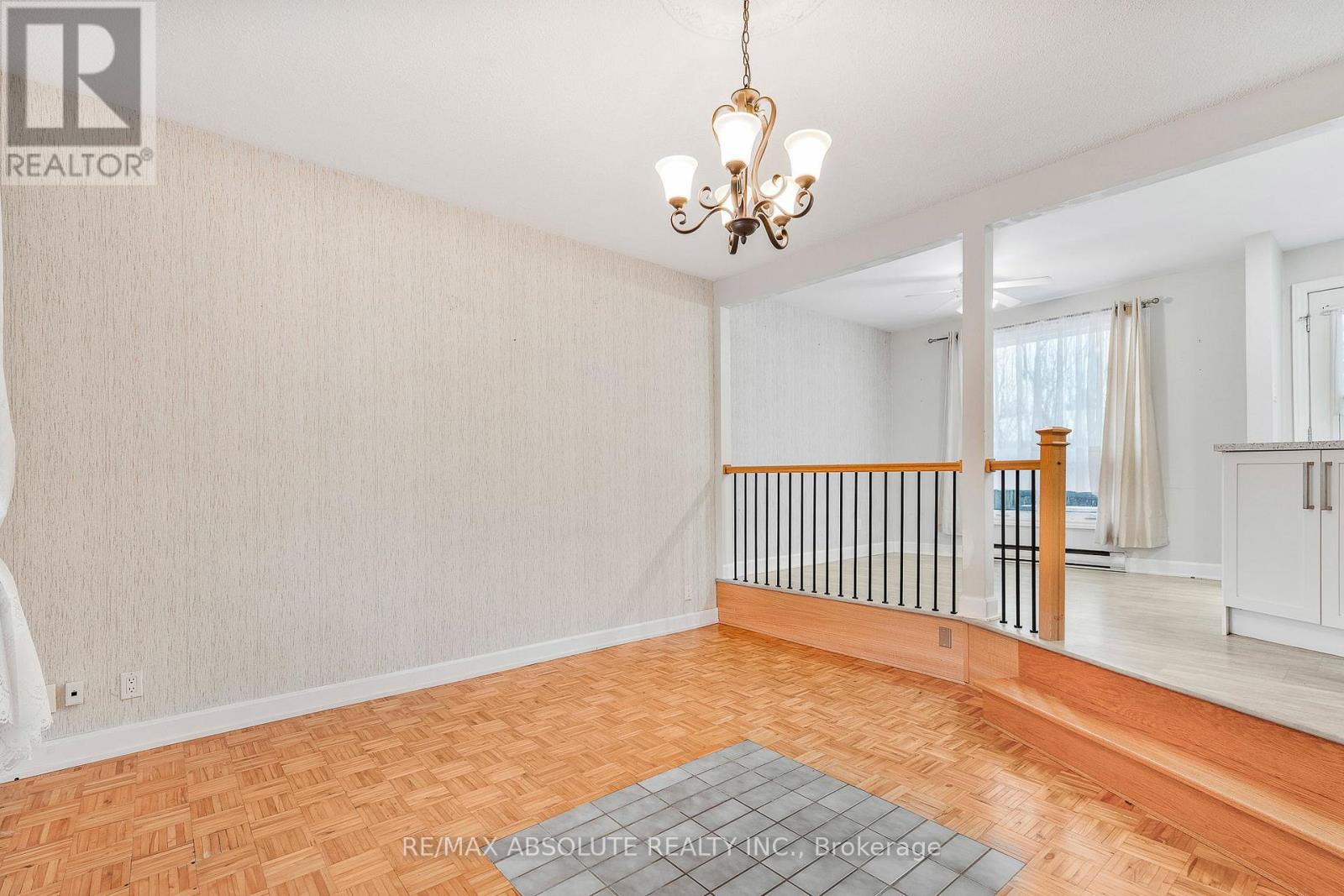 366 CHARRON STREET - 4