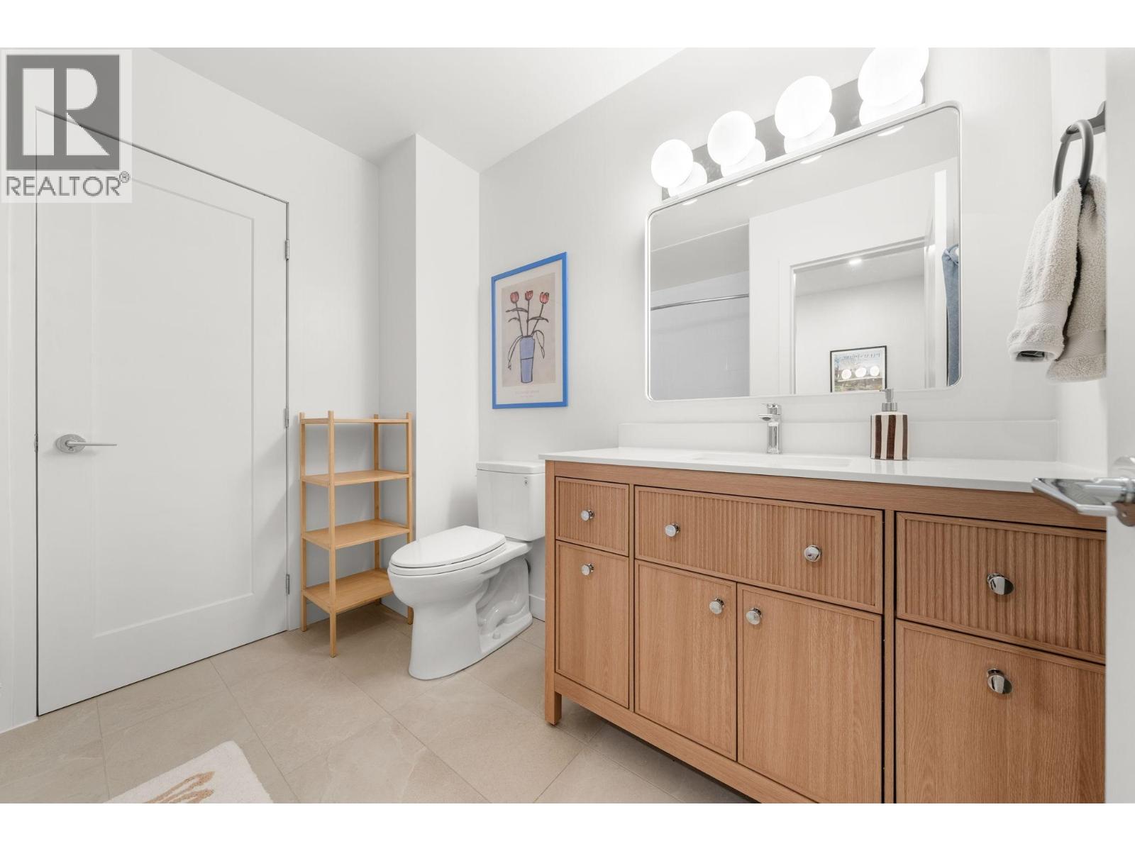 34 1910 CEDAR VILLAGE CRESCENT, North Vancouver