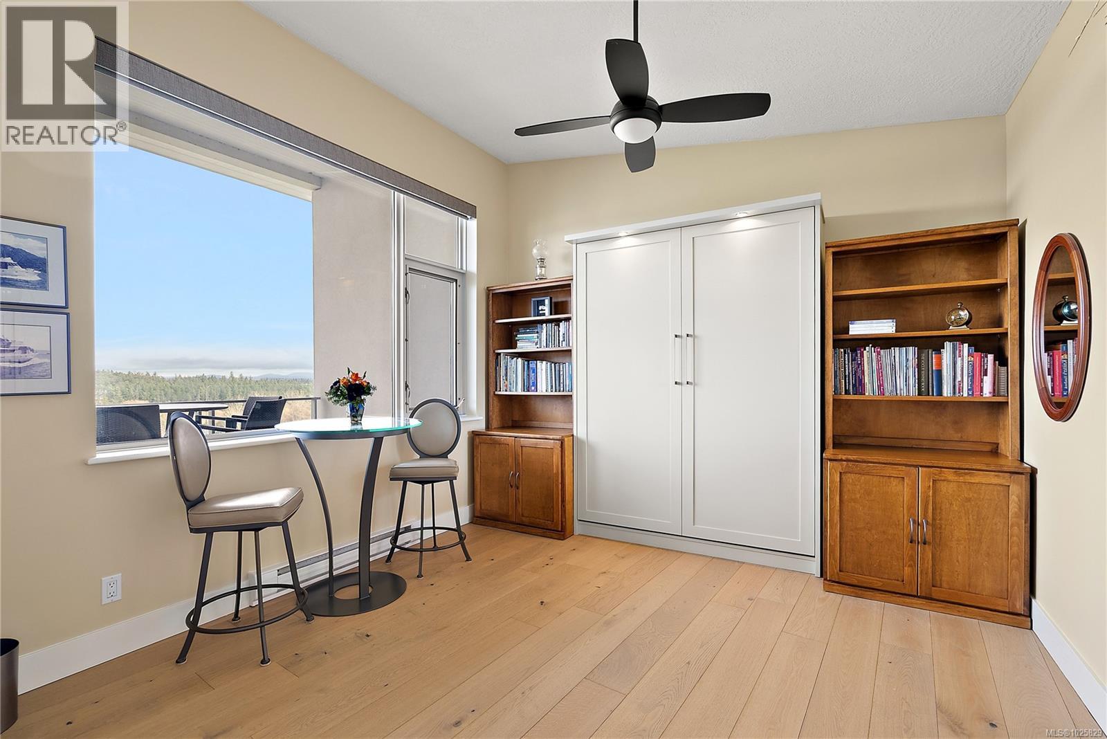 603 5332 Sayward Hill Crescent, Saanich